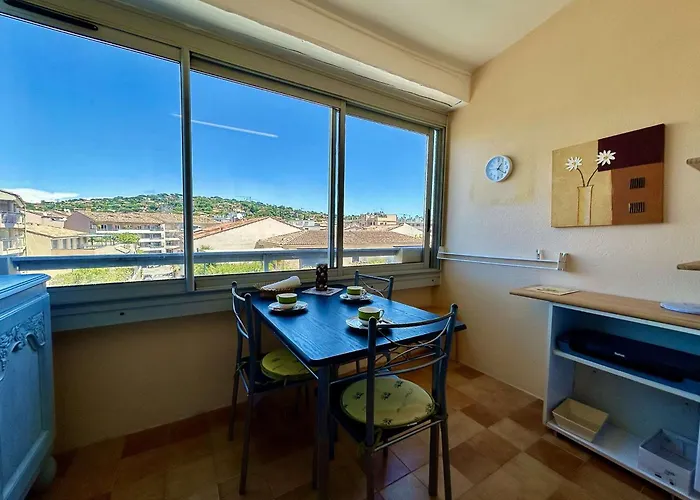 Sainte-maxime: Mezzanine 4 Couchages A 50m De La - Fr-1-226-547 Sainte-Maxime